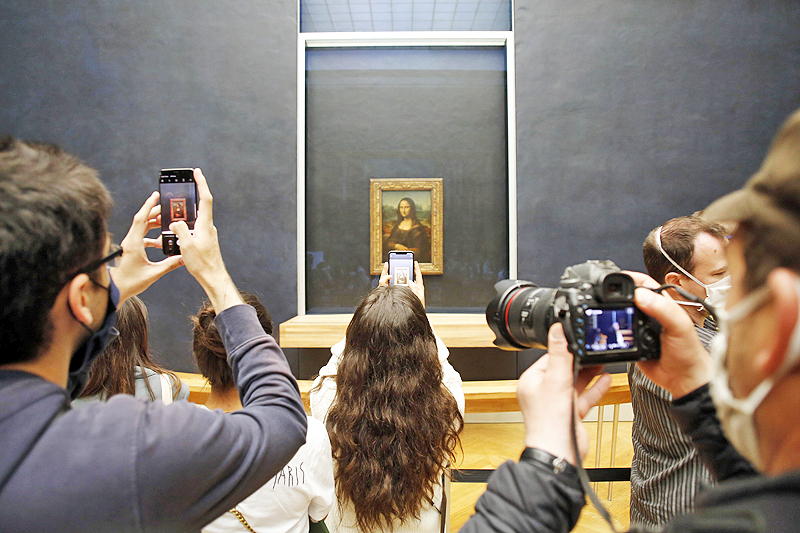 Muzium Louvre dibuka semula  Media Permata Online
