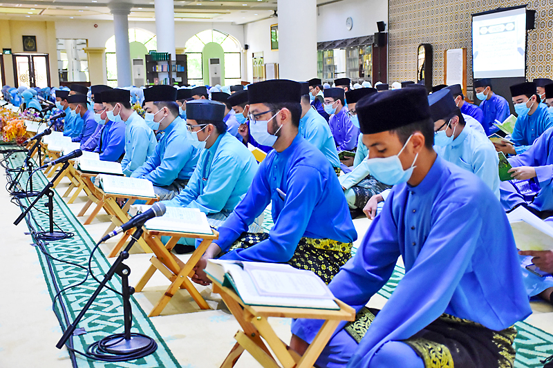 Lebih 250 sertai Majlis Khatam Al-Quran - Media Permata Online