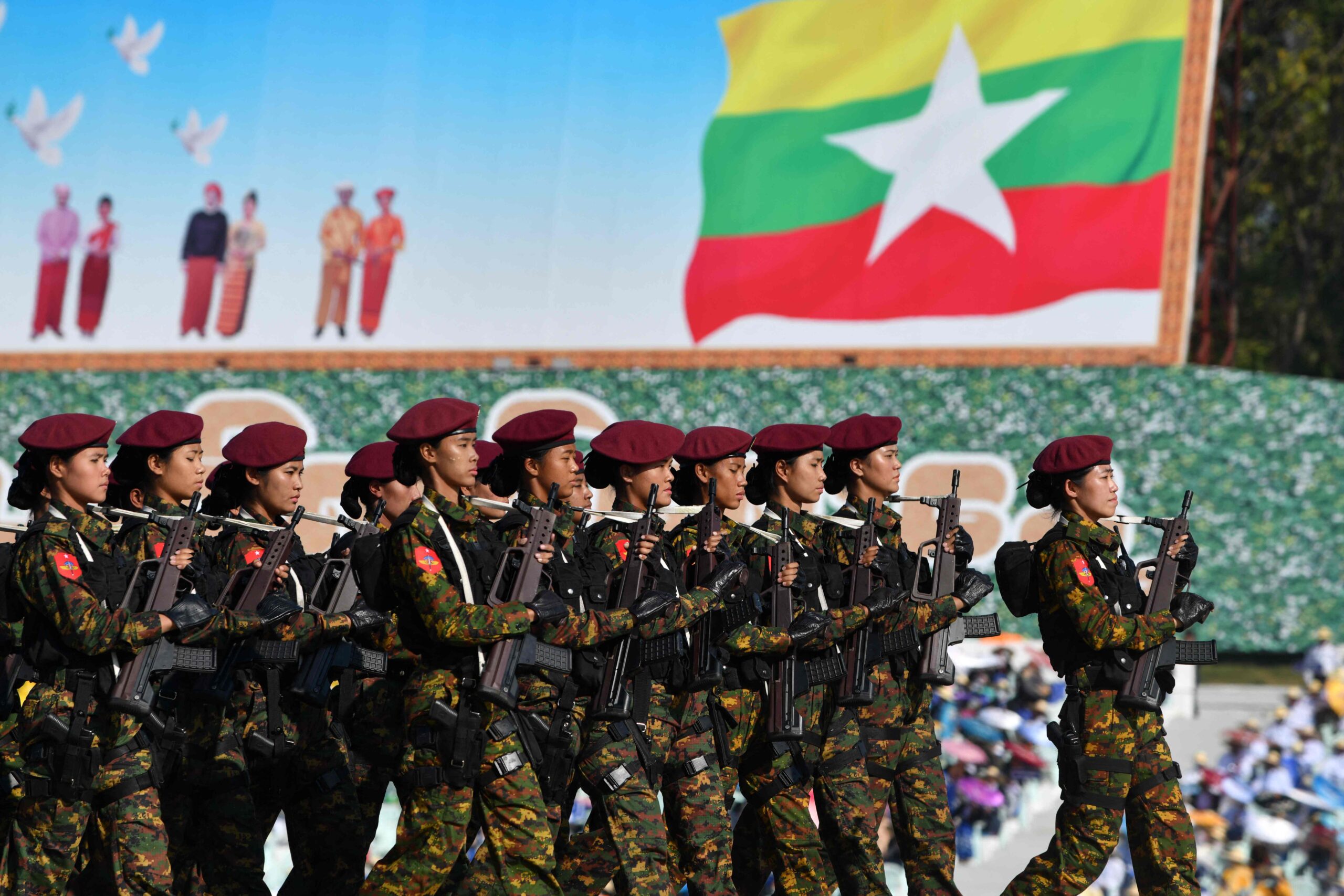 Myanmar’s army chief called for peace to be restored to attract tourists