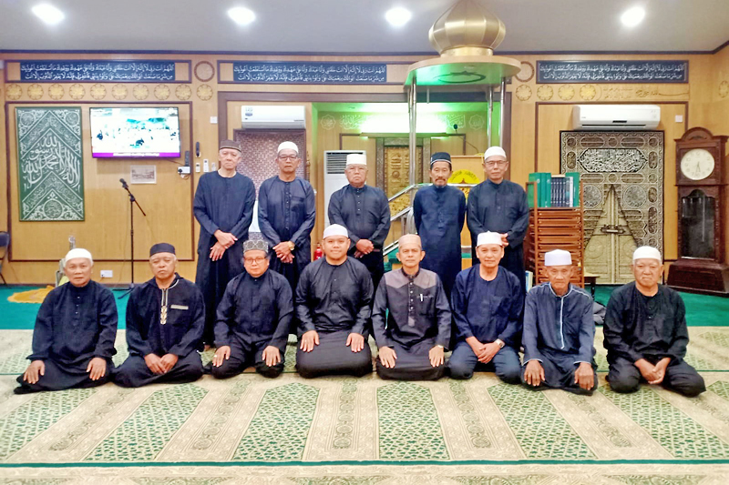 Kg Sg Besar Mosque held Al-Quran khatam