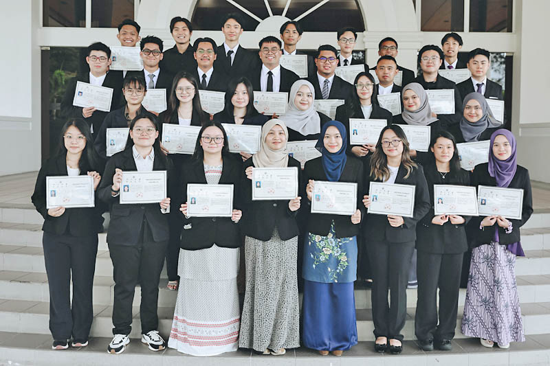 30 students graduated from ZJU