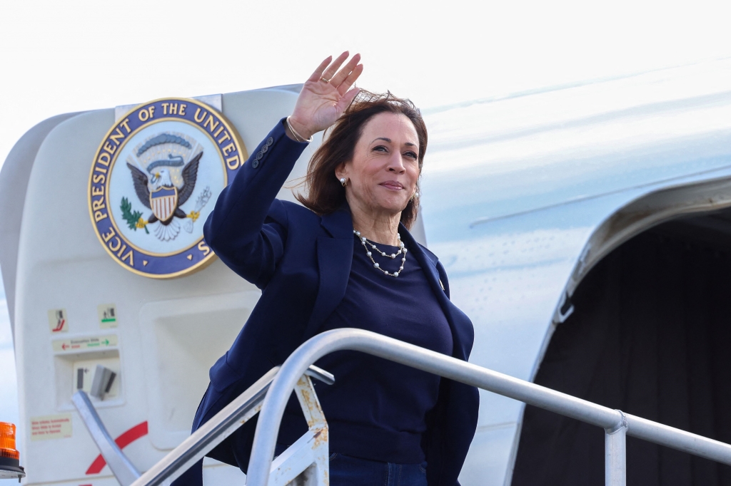 Poll finds Harris ahead of Trump by 2%