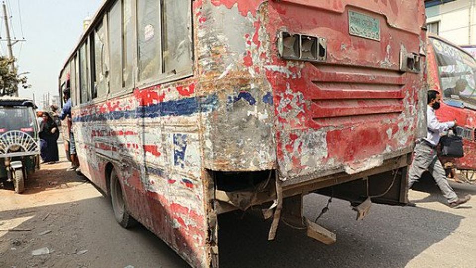 Bangladesh urges to remove old vehicles from the road