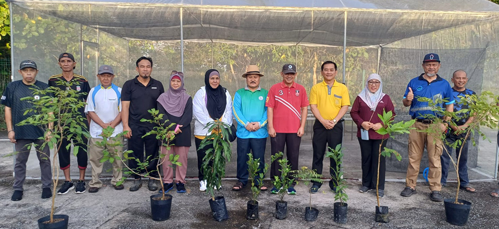 AFSA organized a fruit tree planting campaign with RS