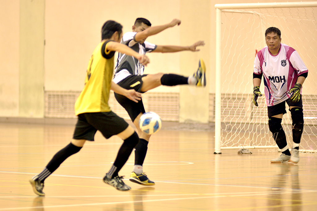 4 veteran teams advanced to the quarter finals of the HPA futsal tournament