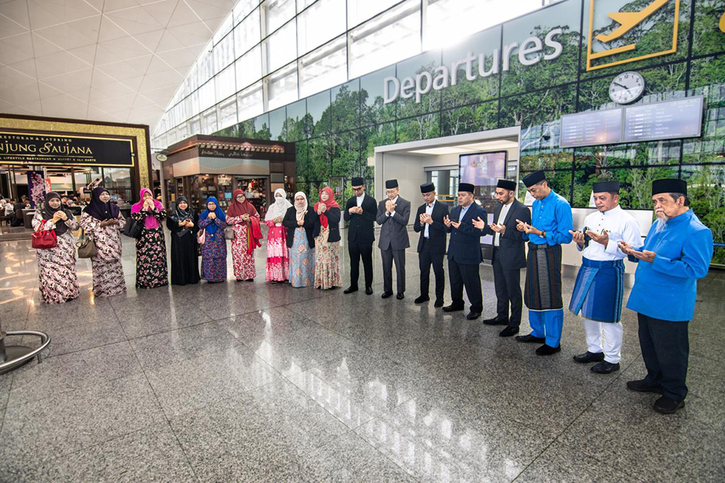 The national delegation to the Recitation Majlis, Hafazan in Kuala Lumpur